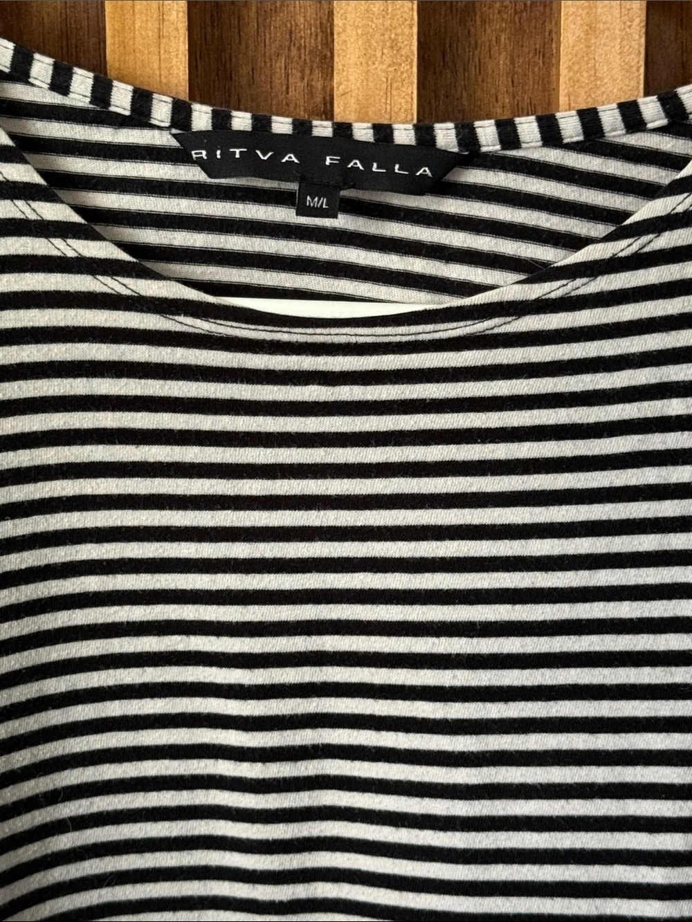 RITVA FALLA Boxy Dropped Shoulder Striped Ulpukka Top. Size M/L